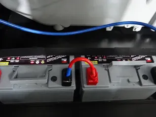 Batería de plomo-ácido sin mantenimiento